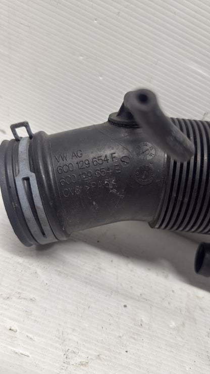 MANICOTTO ASPIRAZIONE FILTRO ARIA - ALIMENTAZIONE WV POLO/AUDI A1 1.4D (2013)