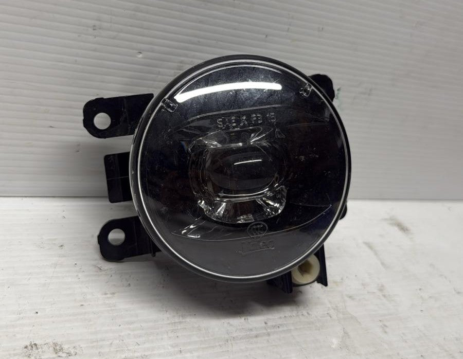 FARO FANALINO FENDINEBBIA ANTERIORE DESTRO RENAULT CLIO IV\CAPTUR 2017