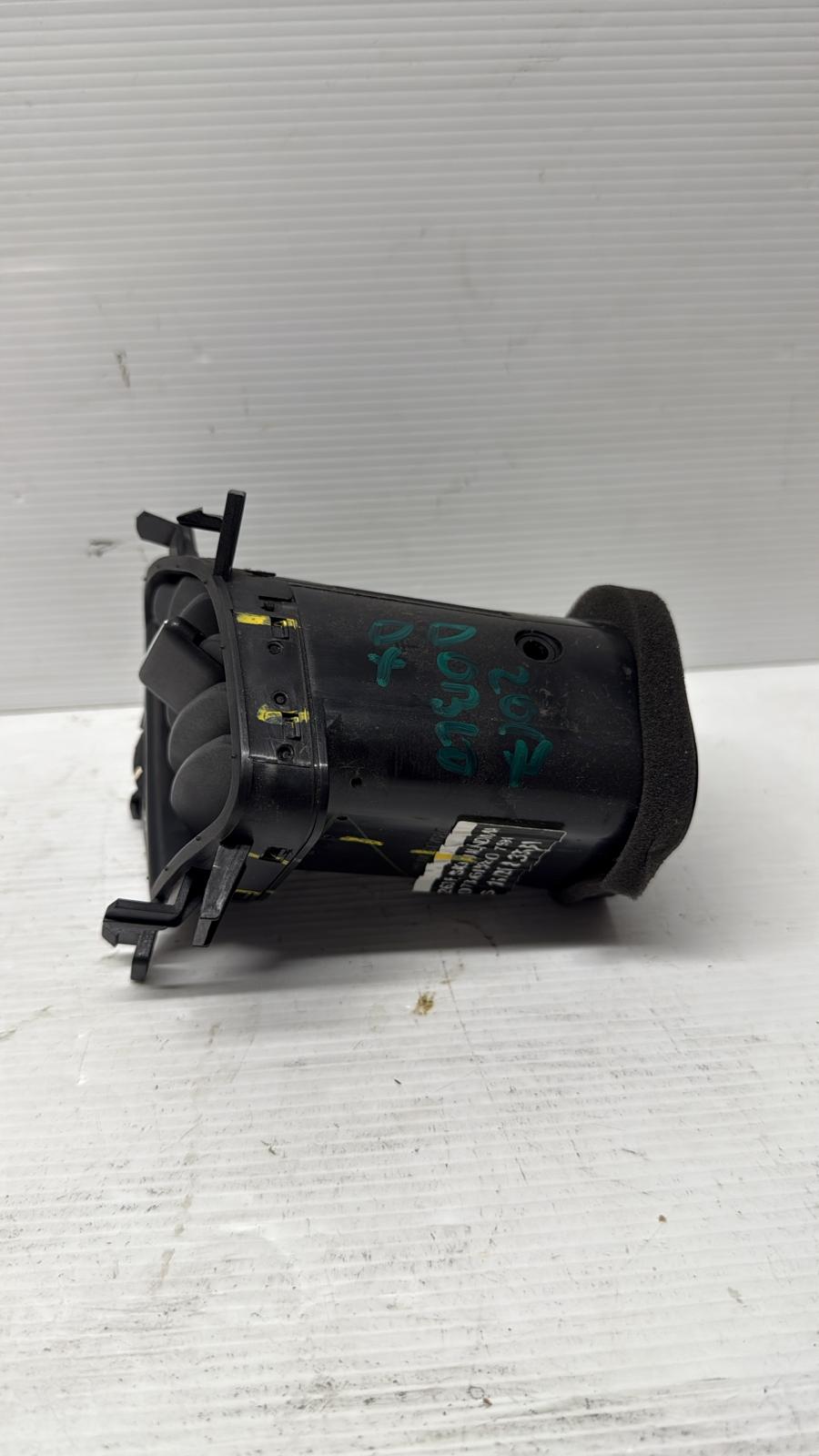 BOCCHETTA ARIA CRUSCOTTO LATO PASSEGGERO FIAT DOBLO 2017 0735615960