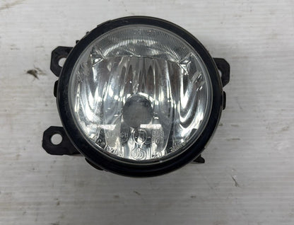 FANALE FENDINEBBIA ANTERIORE DESTRO PEUGEOT 308(2014) UN GANCIO ROTTO