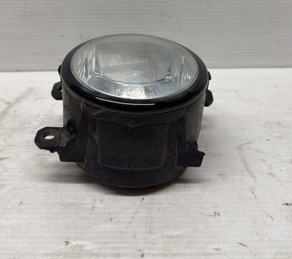 FANALE FENDINEBBIA ANTERIORE SINISTRO PEUGEOT 308(2014) UN GANCIO ROTTO