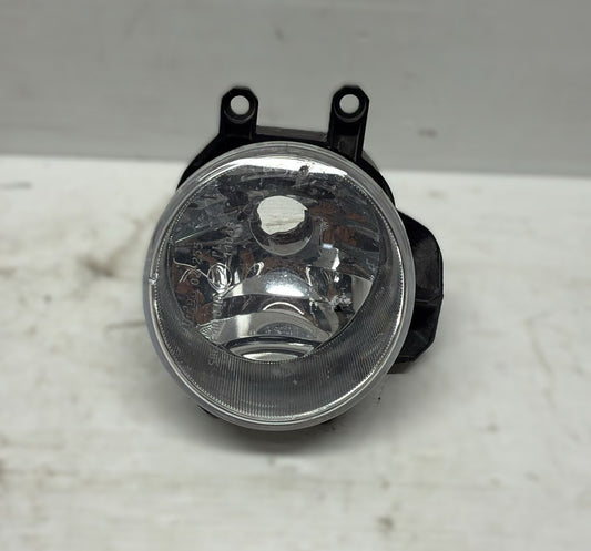FANALE FENDINEBBIA ANTERIORE DESTRO TOYOTA AVENSIS (2015-2018) 81482-05040