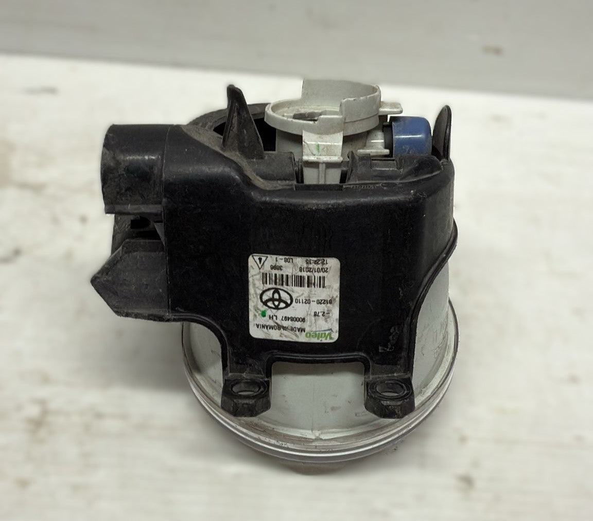 FANALE FENDINEBBIA ANTERIORE DESTRO TOYOTA AVENSIS (2015-2018) 81482-05040