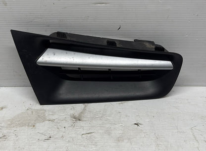 GRIGLIA ANTERIORE SINISTRA RENAULT MEGANE II BERLINA(2002-2010) CODICE:405282