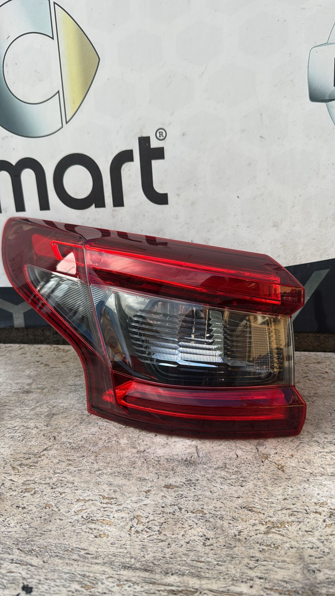 FANALE STOP LED POSTERIORE ESTERNO SINISTRO NISSAN QASHQAI(2017-2021)
