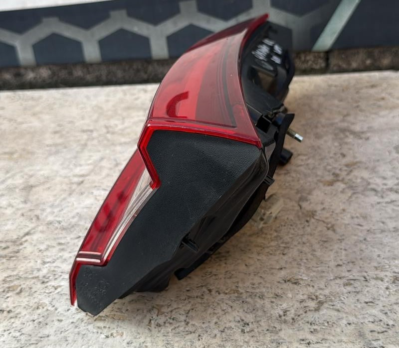 FANALE STOP LED POSTERIORE PORTELLONE DESTRO NISSAN QASHQAI(2017-2021)