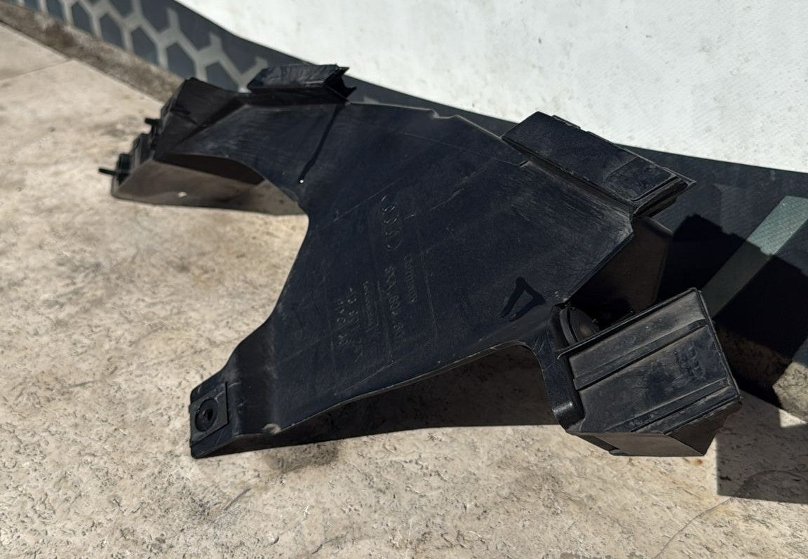 SUPPORTO FARO ANTERIORE SINISTRO AUDI A1 (2015-2018) COD:8XA805607