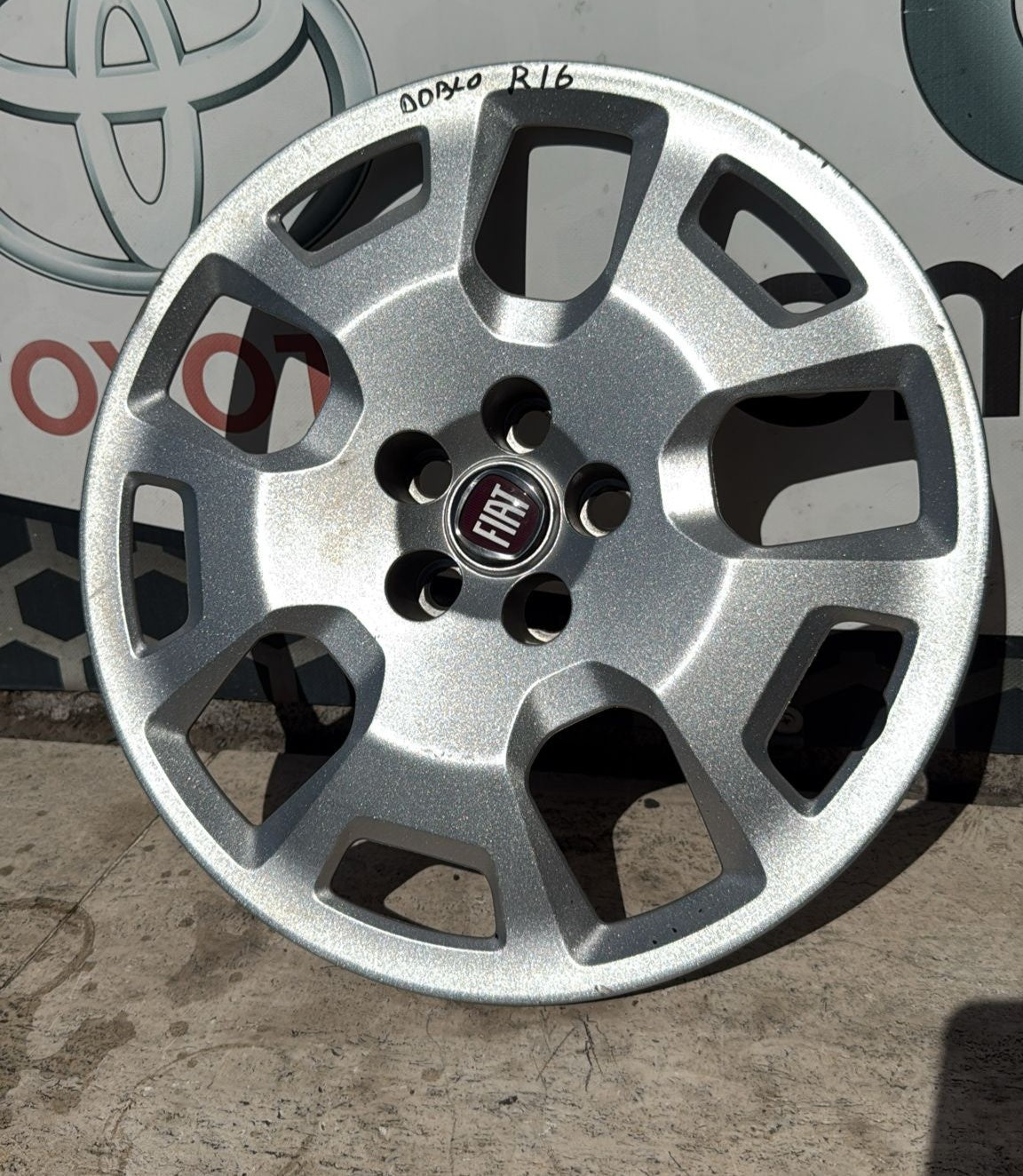 COPRICERCHIO FIAT DOBLO (2010) R16 COD:51983639