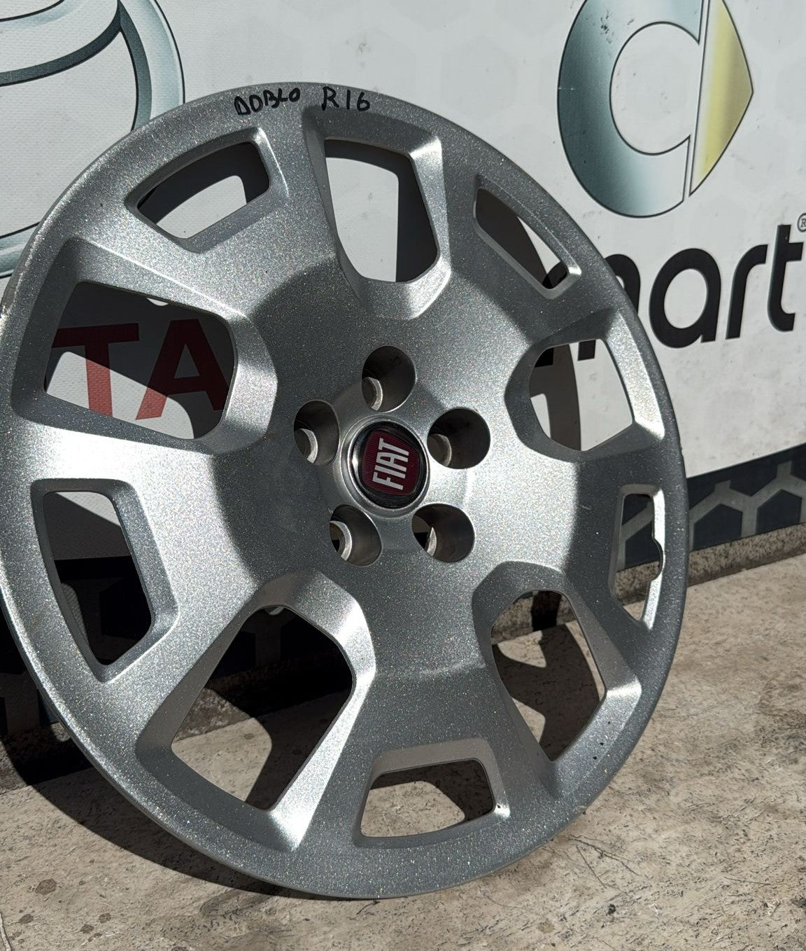 COPRICERCHIO FIAT DOBLO (2010) R16 COD:51983639