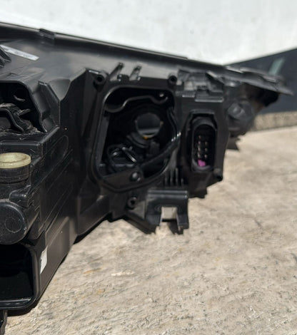 FARO FANALE ANTERIORE SINISTRO AUDI A1 (2010) COD:8XA941003