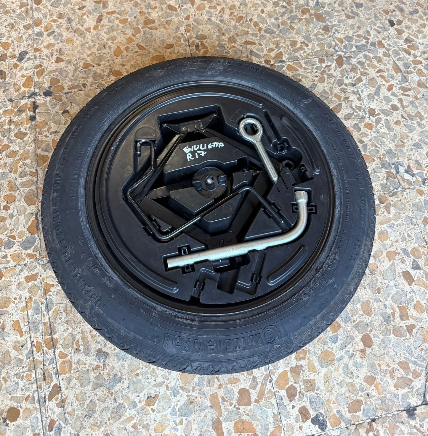 KIT COMPLETO RUOTINO DI SCORTA ALFA ROMEO GIULIETTA(2011>) T125\80R17