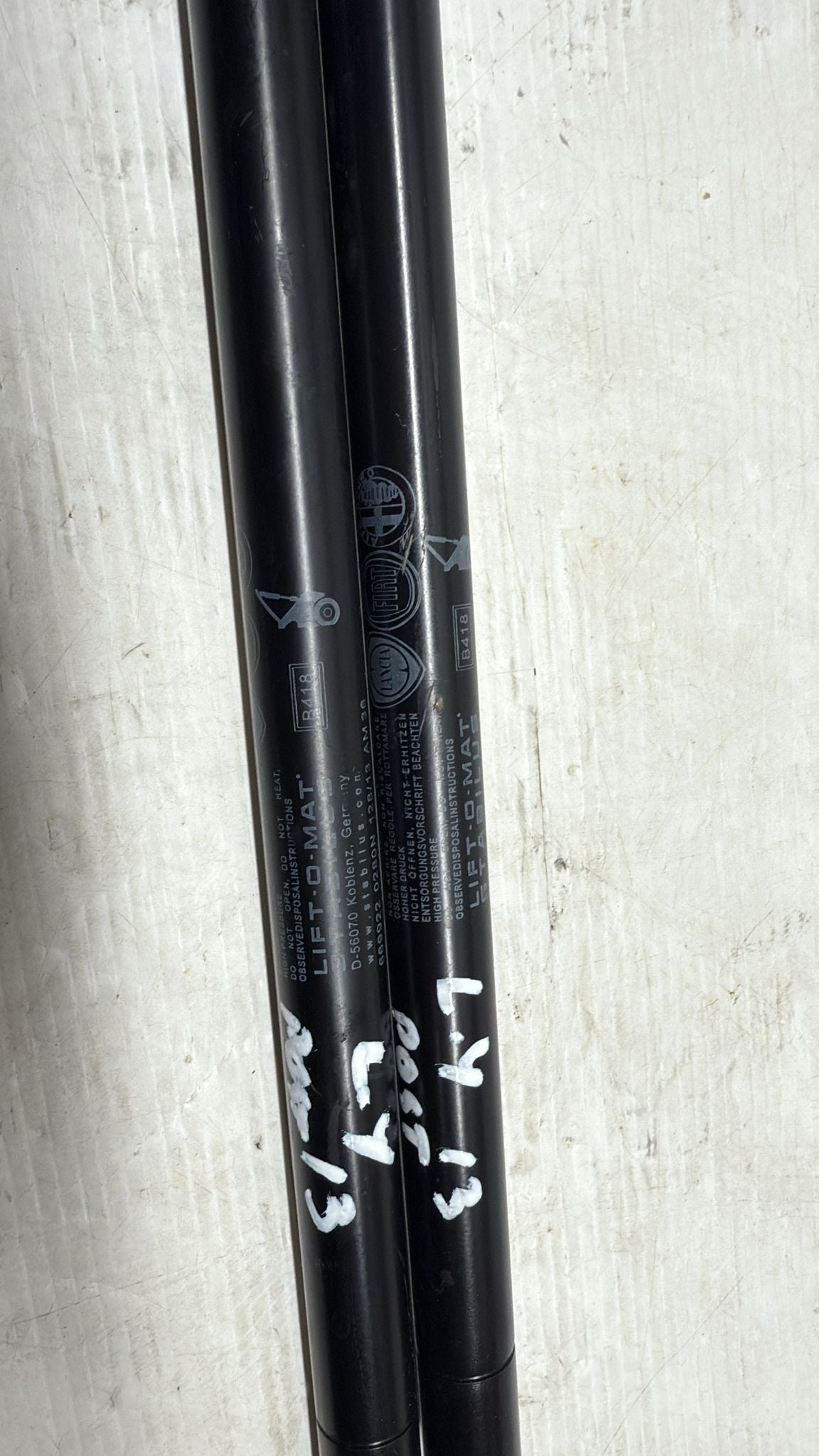 COPPIA AMMORTIZZATORI PORTELLONE POSTERIORE LANCIA YPSILON 5 PORTE(2013)