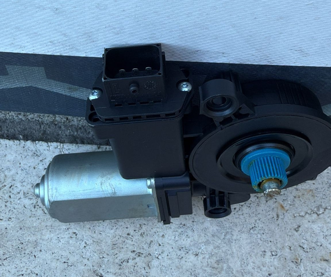 MOTORINO ALZACRISTALLI POSTERIORE SINISTRO ALFA ROMEO GIULIETTA (2010-2020)