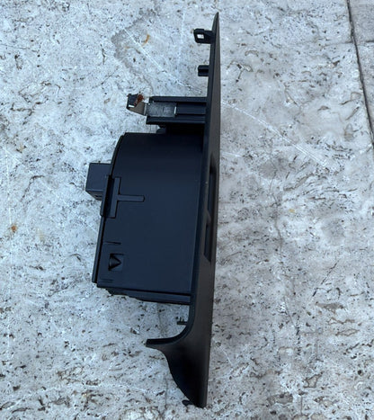 COMANDO PULSANTE ALZAVETRI POSTERIORE SINISTRO ALFA ROMEO GIULIETTA (2010>)