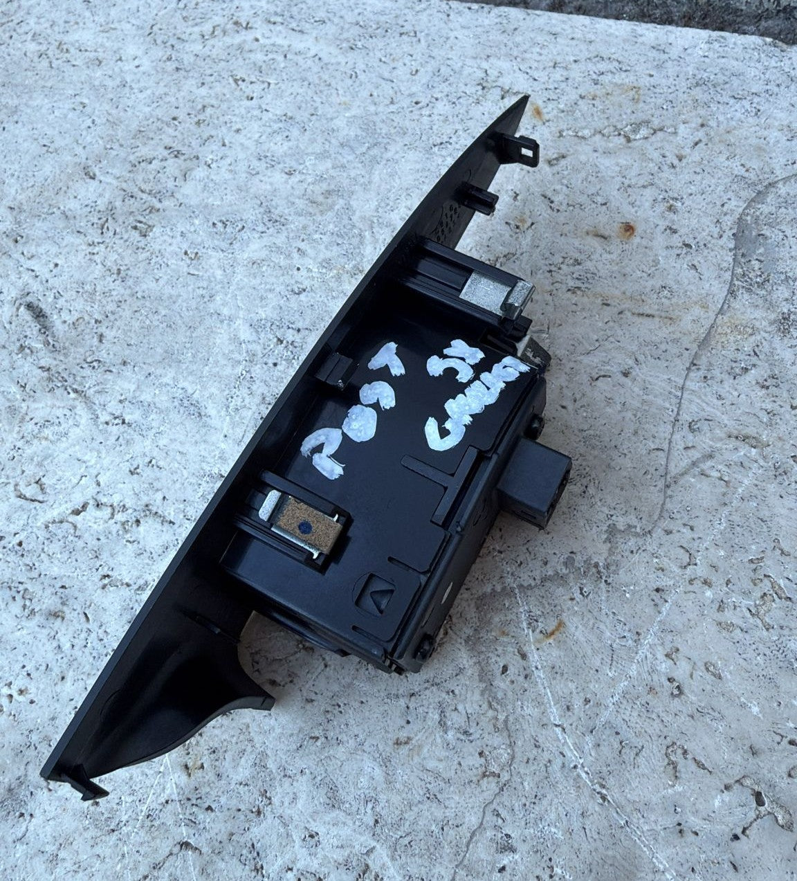 COMANDO PULSANTE ALZAVETRI POSTERIORE SINISTRO ALFA ROMEO GIULIETTA (2010>)