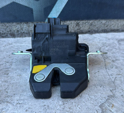 SERRATURA COFANO POSTERIORE FIAT PANDA 3° SERIE (DAL 2012) COD: 51917972