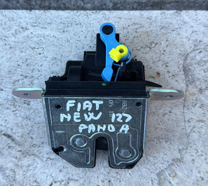 SERRATURA COFANO POSTERIORE FIAT PANDA 3° SERIE (DAL 2012) COD: 51917972