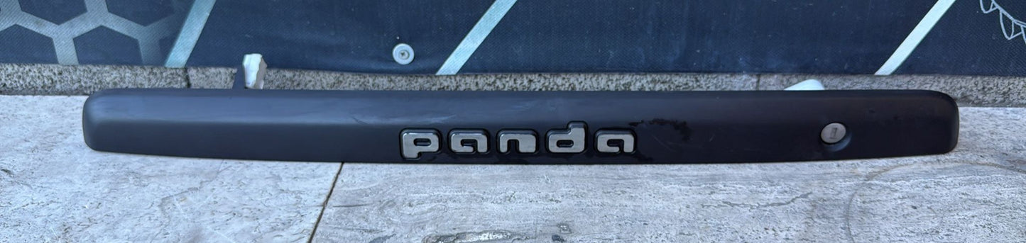 MANIGLIA APERTURA PORTELLONE CON LUCI TARGA E BLOCCHETTO FIAT PANDA(12-19)