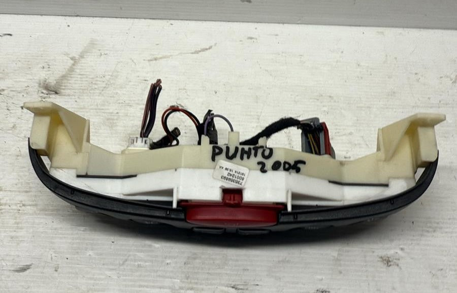 BLOCCO COMANDI MULTIFUNZIONI FIAT PUNTO (2005-2018) COD:735359891