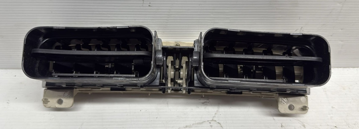 BOCCHETTE AERAZIONE CENTRALE FIAT 500 (2007-2014) COD: 226599