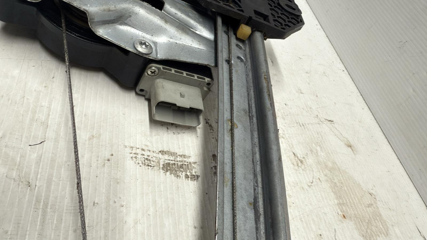 ALZACRISTALLI ANTERIORE SINISTRO DACIA SANDERO (2013-2018) COD:807211440R