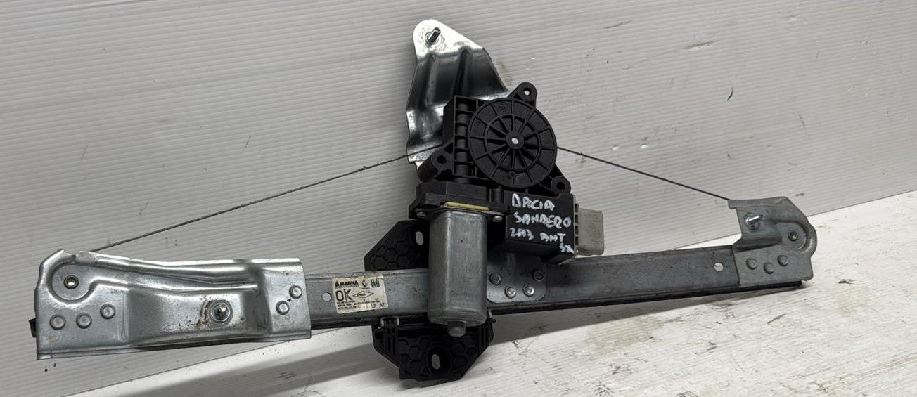 ALZACRISTALLI ANTERIORE SINISTRO DACIA SANDERO (2013-2018) COD:807211440R