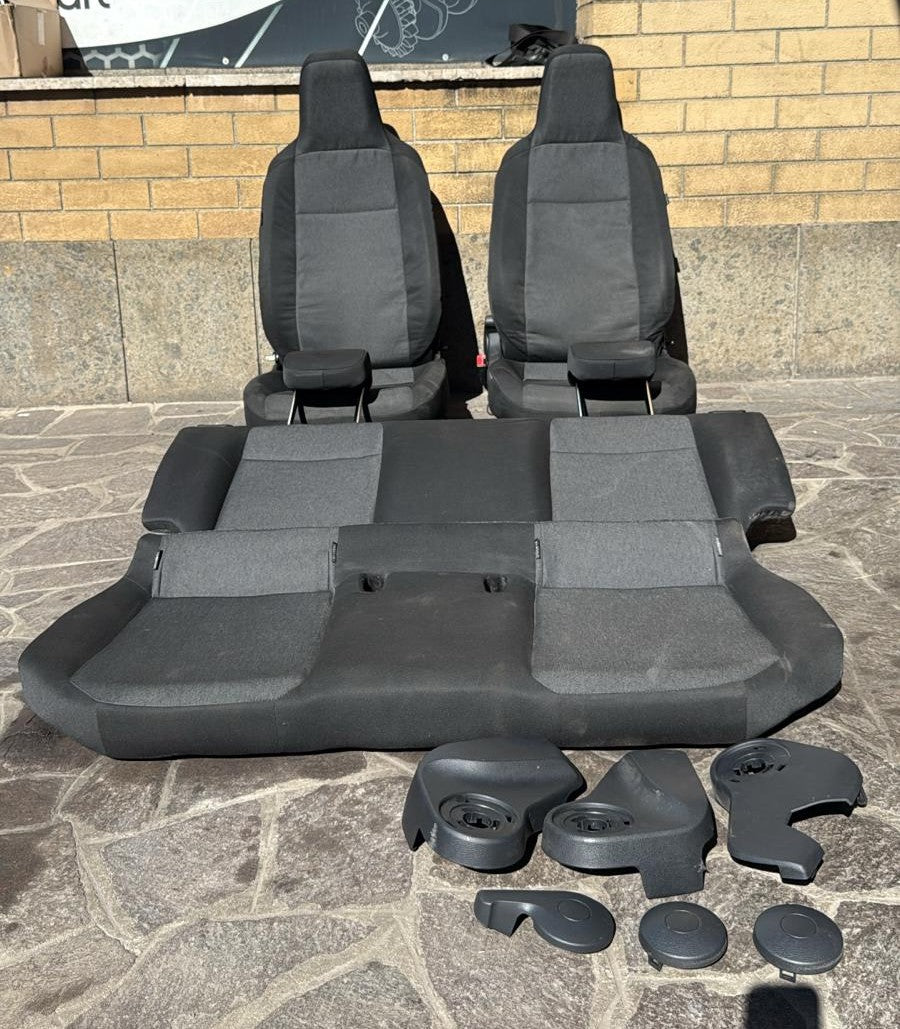 TAPPEZZERIA VOLKSWAGEN UP\SKODA CITIGO (2011-2024) IN STOFFA