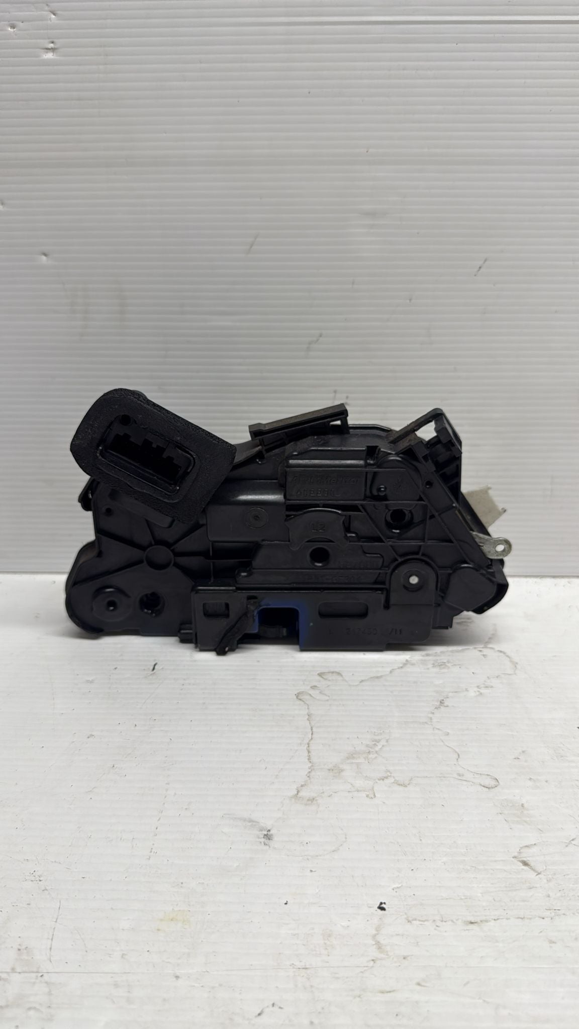 SERRATURA PORTA ANTERIORE SINISTRA VOLKSWAGEN GOLF VI (6) COD:5K1837015B