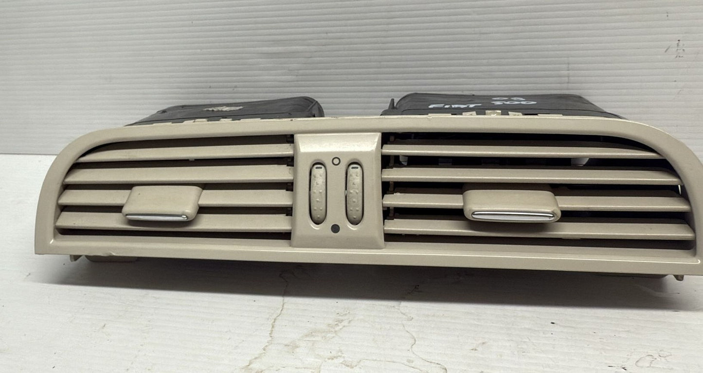 BOCCHETTE AERAZIONE CENTRALE FIAT 500 (2007-2014) COD: 226599