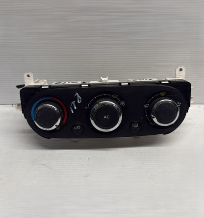 PANNELLO DI CONTROLLO RISCALDAMENTO RENAULT CLIO IV 2012-2018 5R5841100