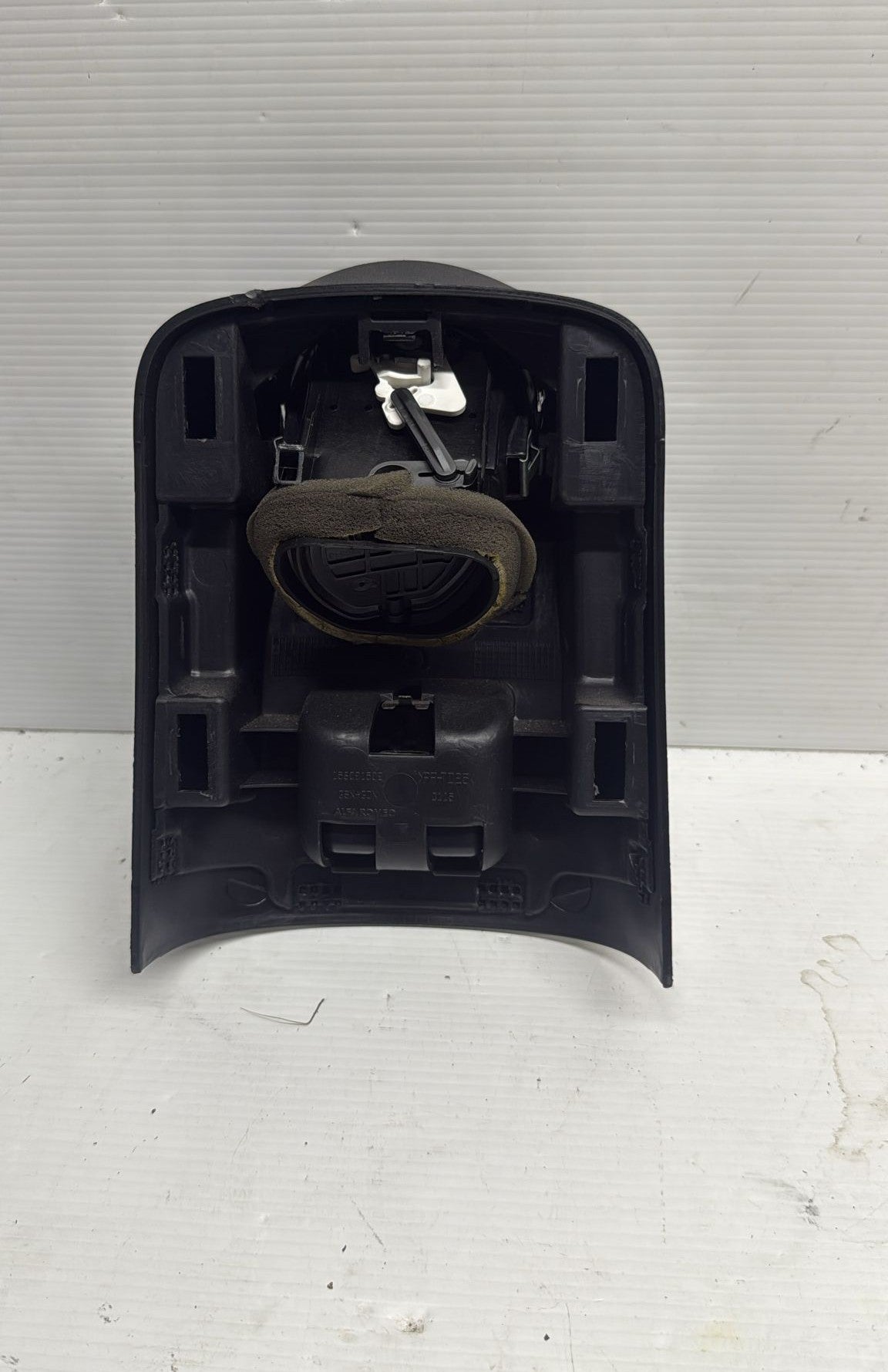 RIVESTIMENTO TUNNEL CENTRALE PARTE POSTERIORE ALFA ROMEO GIULIETTA 2015