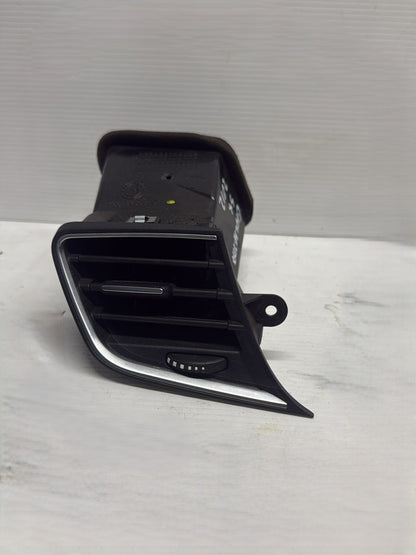 BOCCHETTA ARIA CRUSCOTTO SINISTRA ALFA ROMEO GIULIETTA 2012 COD: 156088353