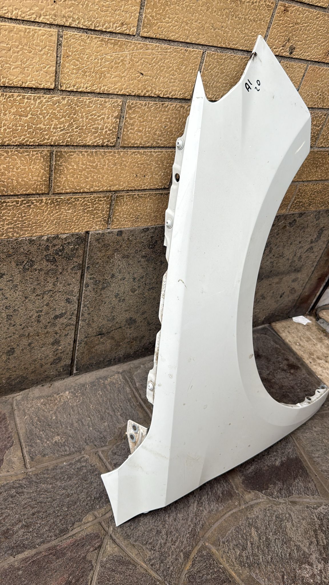 PARAFANGO ANTERIORE DESTRO (LATO PASSEGGERO) AUDI A1 2020