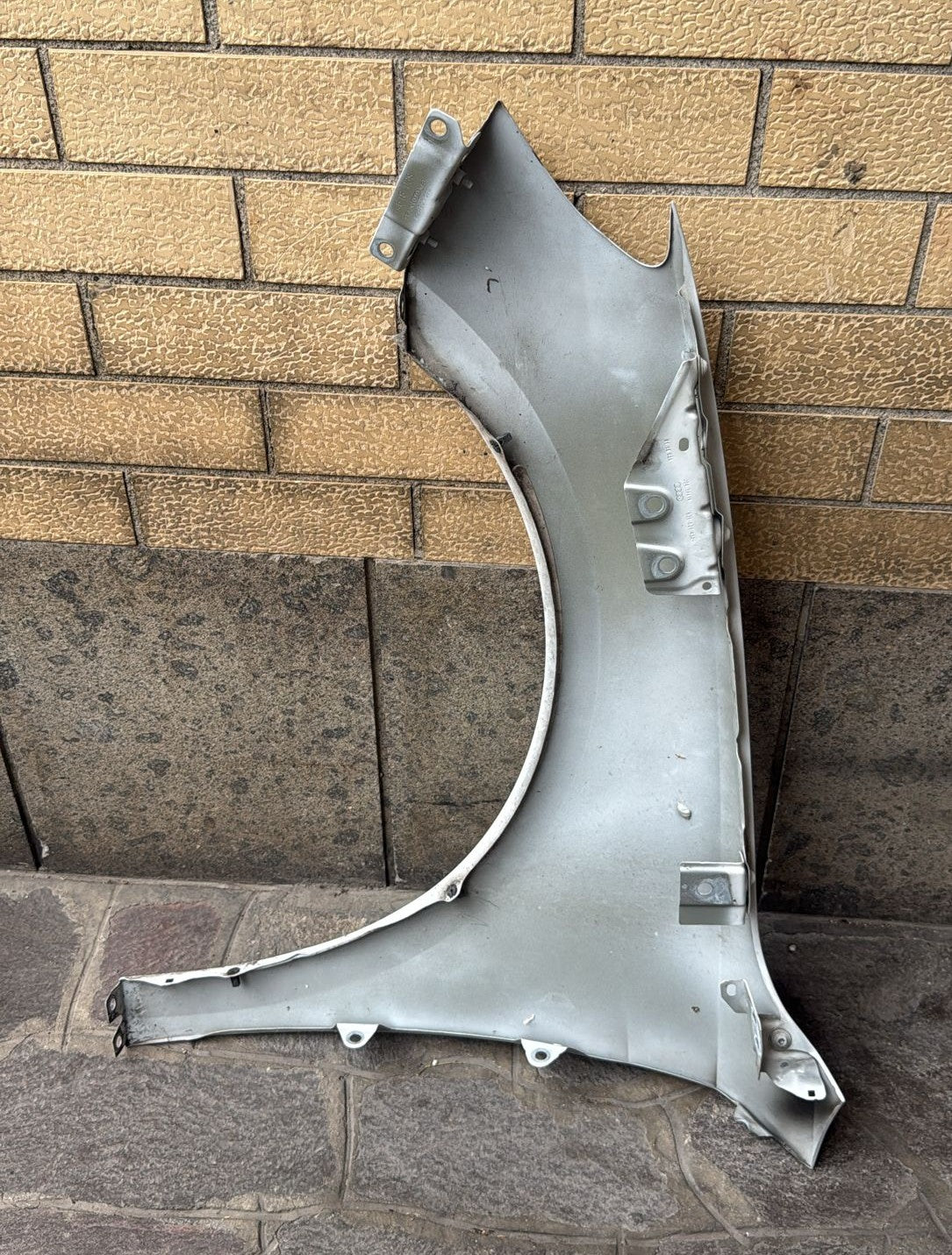 PARAFANGO ANTERIORE DESTRO (LATO PASSEGGERO) AUDI A1 2020