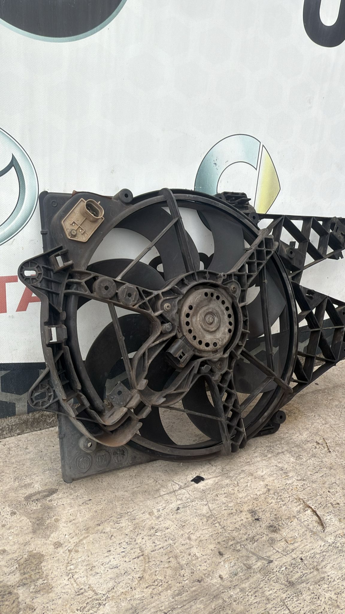 DENSO VENTOLA ELETTROVENTOLA RADIATORE FIAT DOBLO 1.4 T-JET 2009-2022