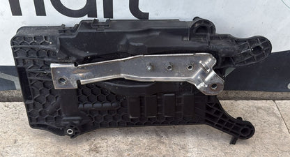 VASSOIO PORTA BATTERIA AUDI A1 2019 1.0 BENZINA COD: 2Q0915331