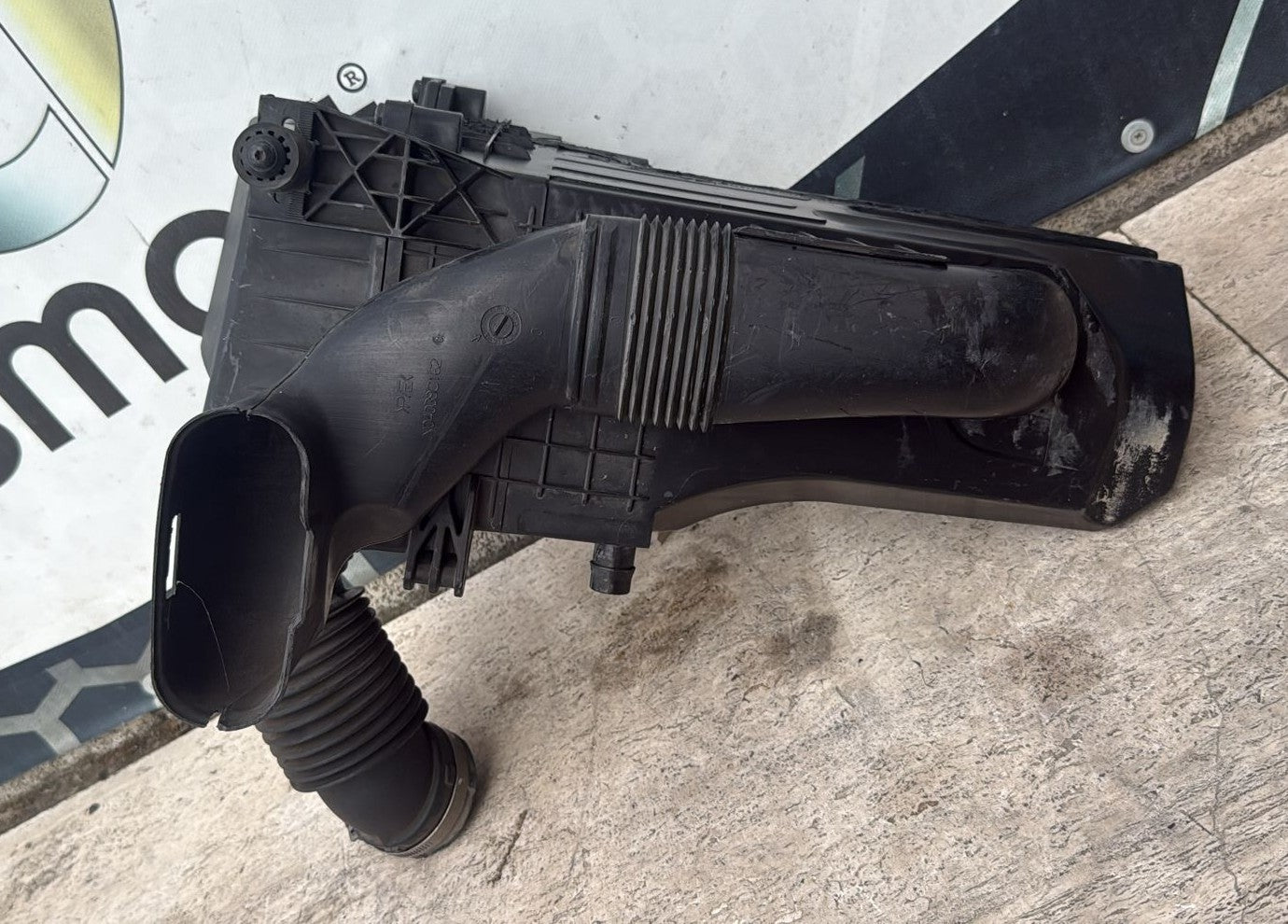 BOX SCATOLA FILTRO ARIA FORD FIESTA 6 SERIE 1.4 BENZINA COD: 8V21-9600-BH