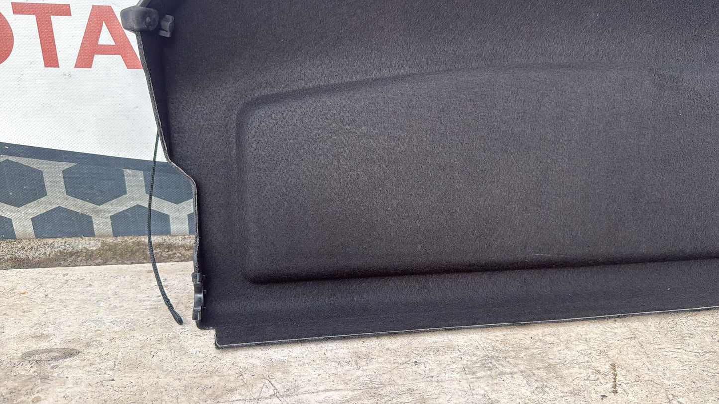 CAPPELLIERA MENSOLA POSTERIORE AUDI A1 2010-2017 CODICE:8X0867769B