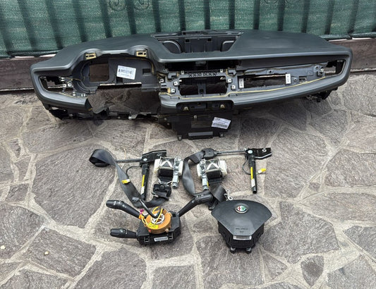 KIT AIRBAG COMPLETO ALFA ROMEO GIULIETTA 2011-2015 CODICE:156098987