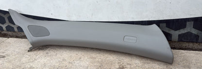 RIVESTIMENTO MONTANTE ANTERIORE DESTRO AUDI A1 (2010-2018) COD:8X0867234A