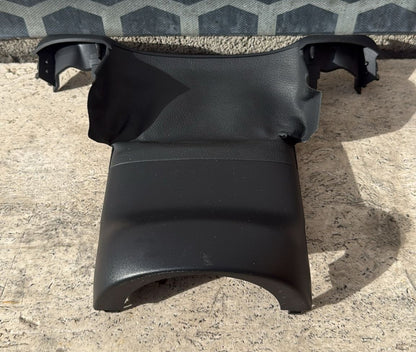 RIVESTIMENTO DEL PIANTONE DEL VOLANTE AUDI A1 ( 2010-2018) COD: 8X0953515