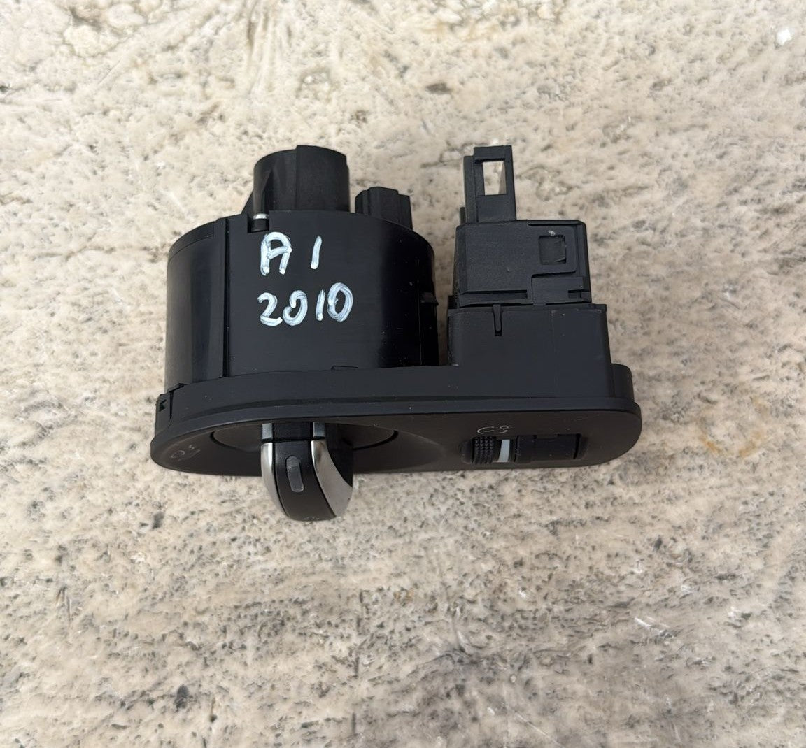 INTERRUTTORE COMANDO LUCI AUDI A1 2010-2018 COD:8X1941531AC