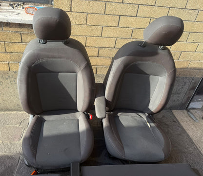 TAPPEZZERIA COMPLETA DI PANNELLI 7 POSTI FIAT DOBLO (2009-2022)