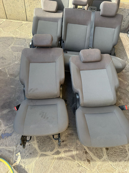 TAPPEZZERIA COMPLETA DI PANNELLI 7 POSTI FIAT DOBLO (2009-2022)