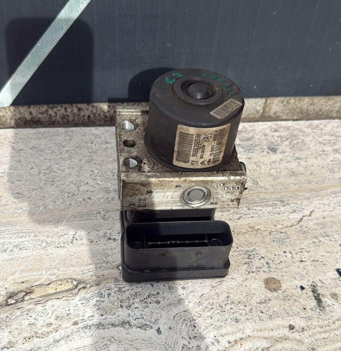 POMPA CENTRALINA ABS CITROEN C3 \  PEUGEOT 208 2009-2016 COD: 9666392580