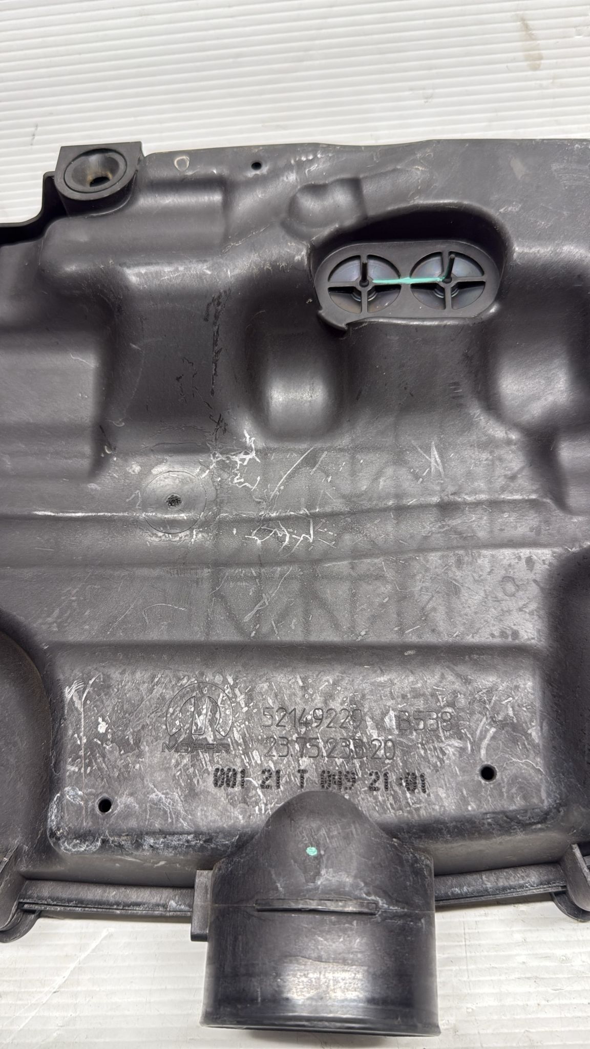 SCATOLA FILTRO ARIA FIAT 500 (2010 >) REST (150) 1.0 HYBRID CODICE: 52149229