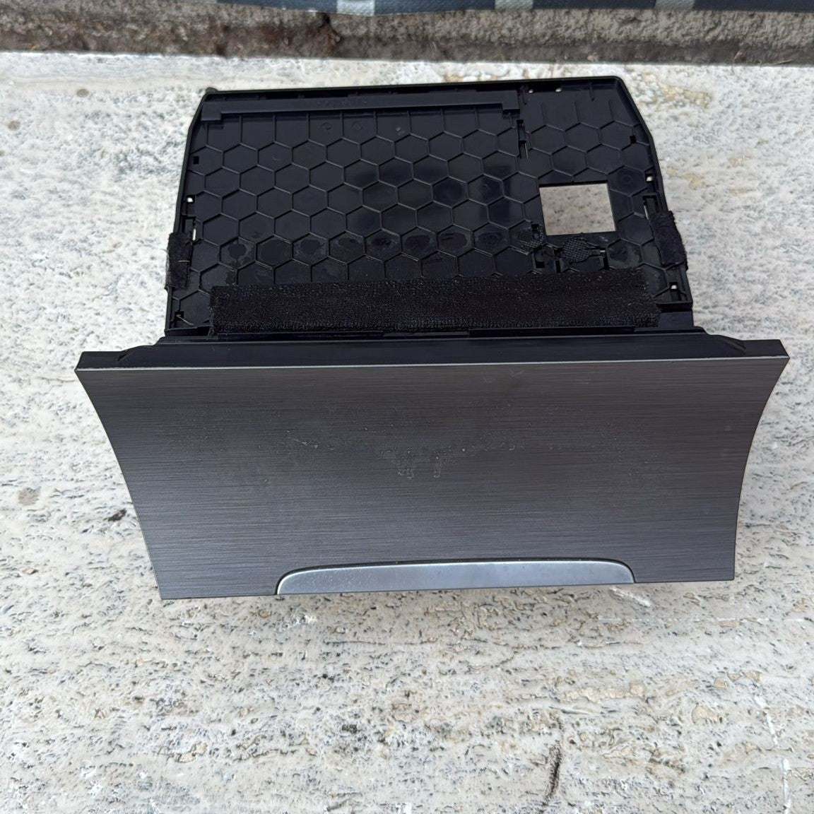 PORTACENERE VOLKSWAGEN GOLF 7 VII 2012-2020 CODICE:5G1863391