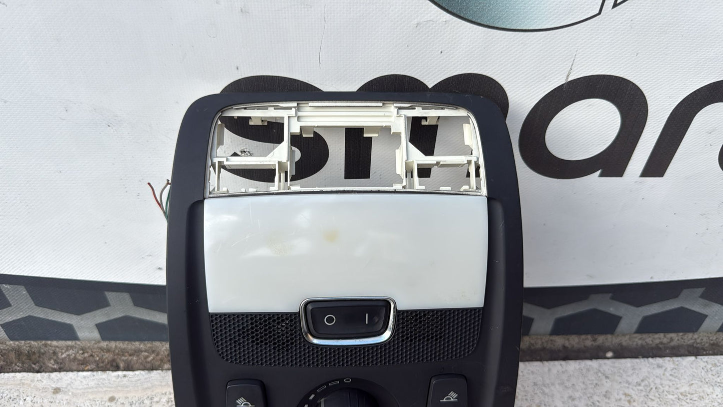 PLAFONIERA ANTERIORE INTERNA CON TETTO APRIBILE AUDI A4 2007-2011 8T0947135F