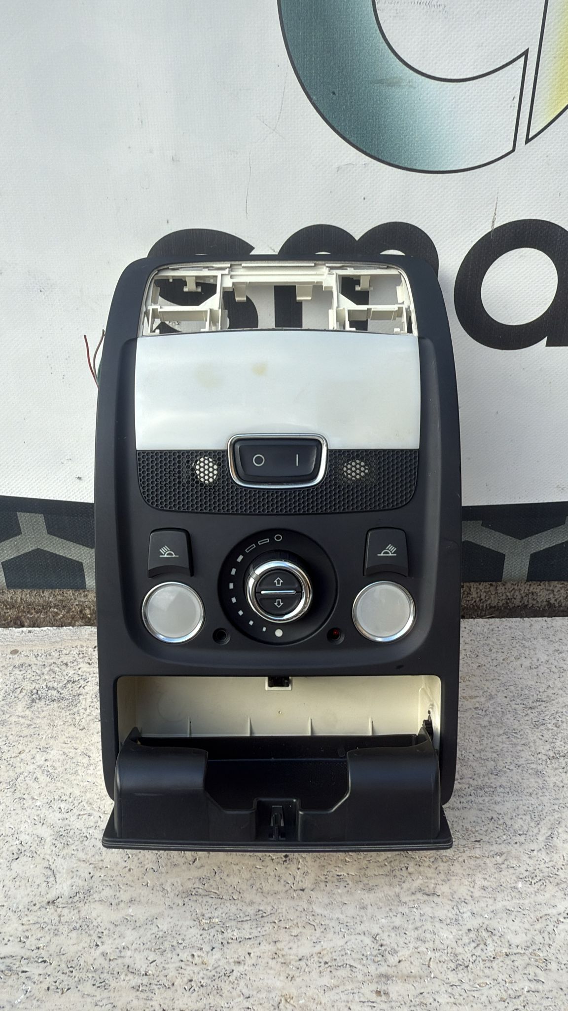 PLAFONIERA ANTERIORE INTERNA CON TETTO APRIBILE AUDI A4 2007-2011 8T0947135F