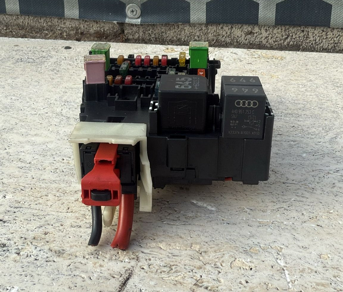 SCATOLA RELE'\ FUSIBILI VOLKSWAGEN GOLF VII 7 2012-2021 1.6 DIESEL 5Q0937615C